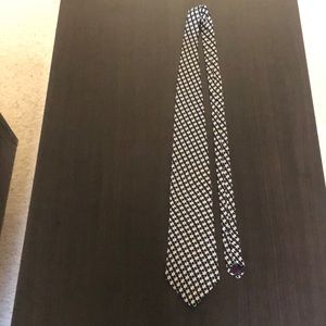 Nino Cerruti all silk tie made in the USA 54 in.